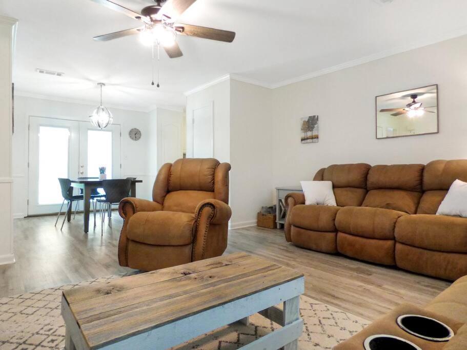 Turtle Creek 3/2 Close To Rez Brandon Extérieur photo